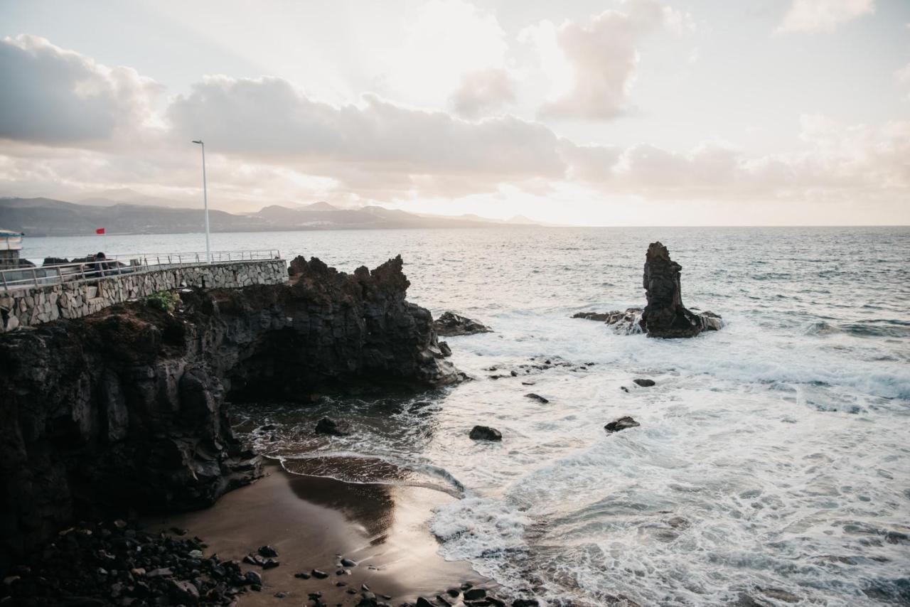 Apolo Studio: En Playa De Canteras Las Palmas de Gran Canaria